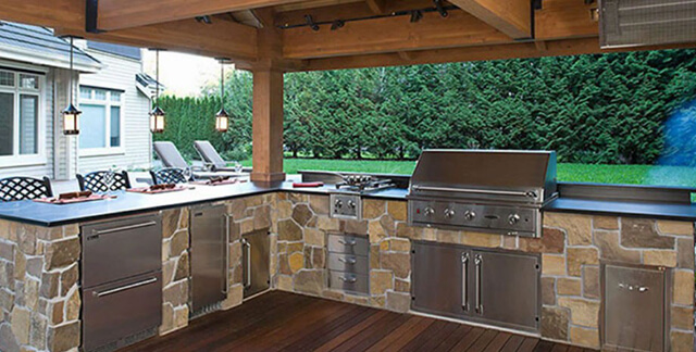 Outdoor Kitchens - Hardscaping Ideas for Backyards