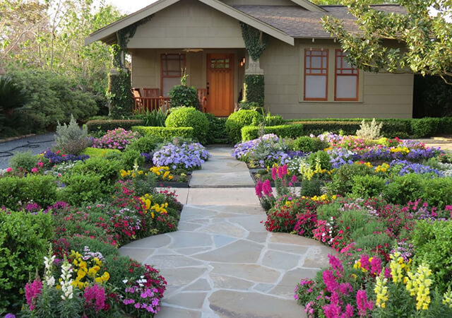 Flower-Bed-At-the-Entrance - Flower Bed Ideas