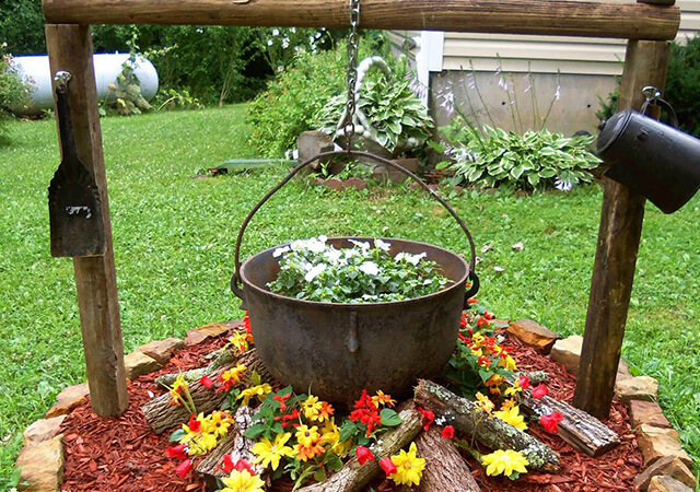 Cauldron-designs-for-the-flower-beds - Flower Bed Ides