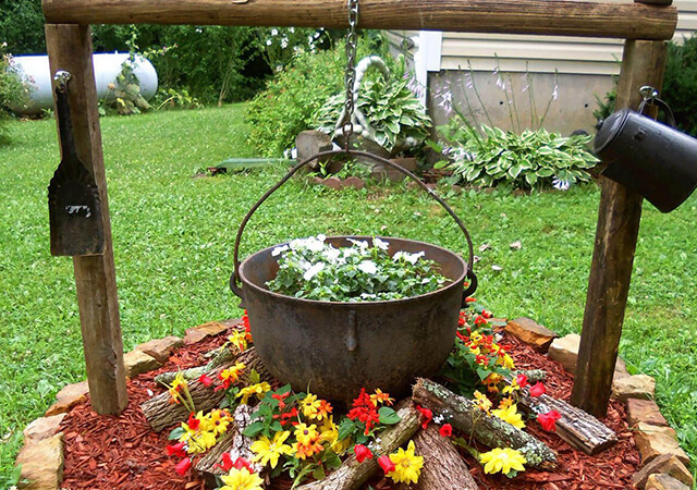 Cauldron-designs-for-the-flower-beds - Flower Bed Ides