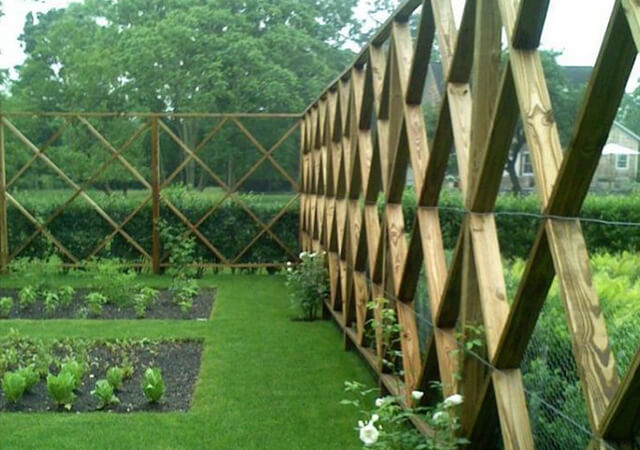 A-Quilted-Fencing - Garden Fence Ideas