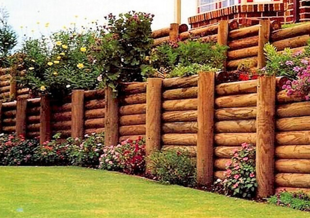 The Log Style Fencing - Garden Fence Ideas